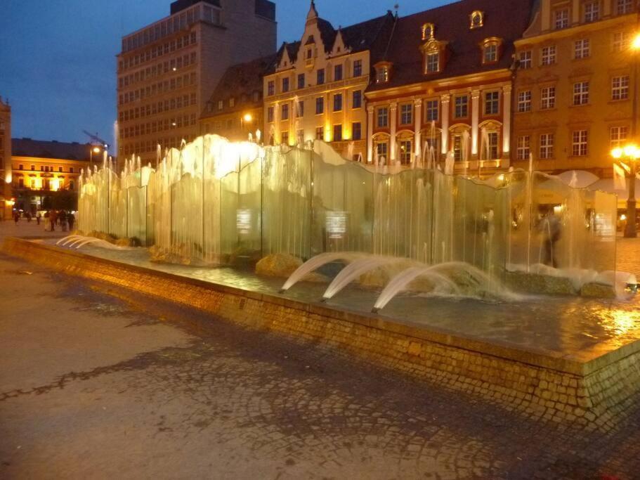 Rynek Pod Fredra Apartment Вроцлав Екстериор снимка
