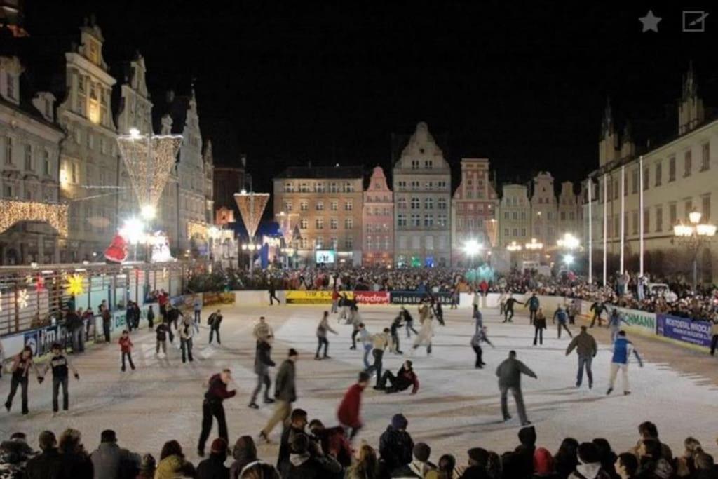 Rynek Pod Fredra Apartment Вроцлав Екстериор снимка